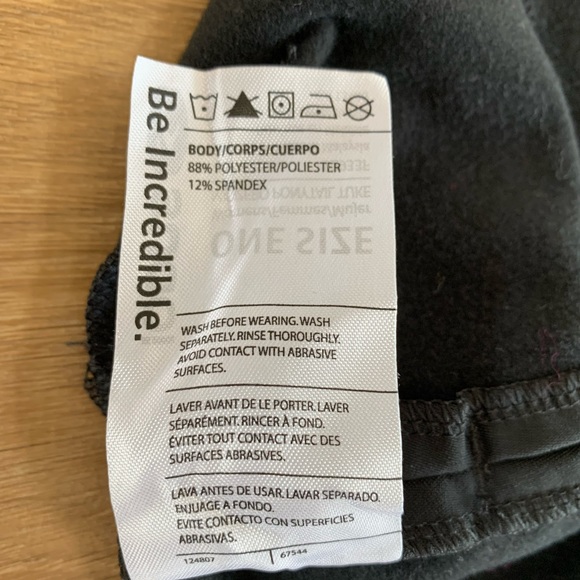 Sugoi Sport Beanie for Running, Bicycling, Hiking etc with Ponytail Opening - Picture 7 of 7